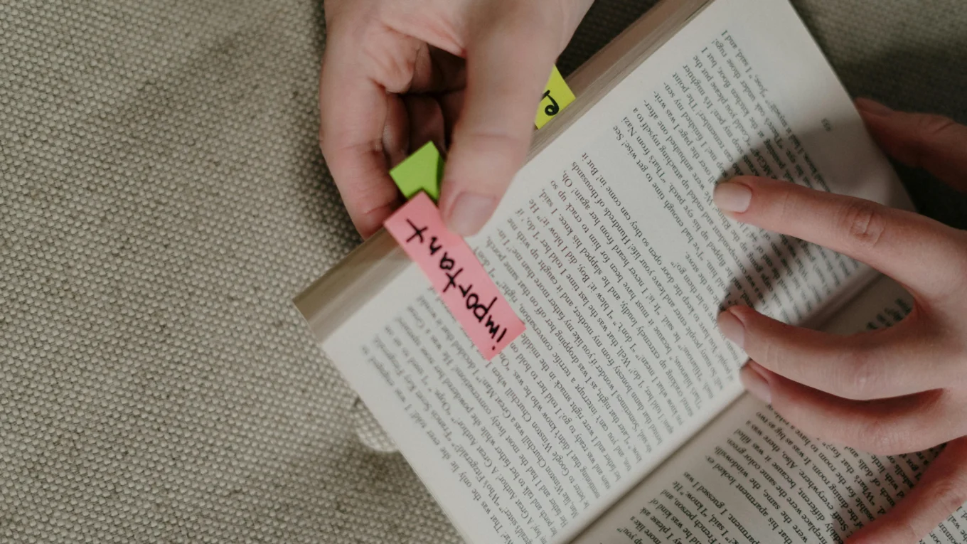 Transparencia-@-The-Nails